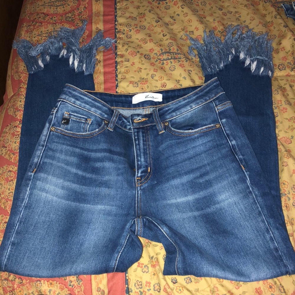 KanCan jeans with distressed hem